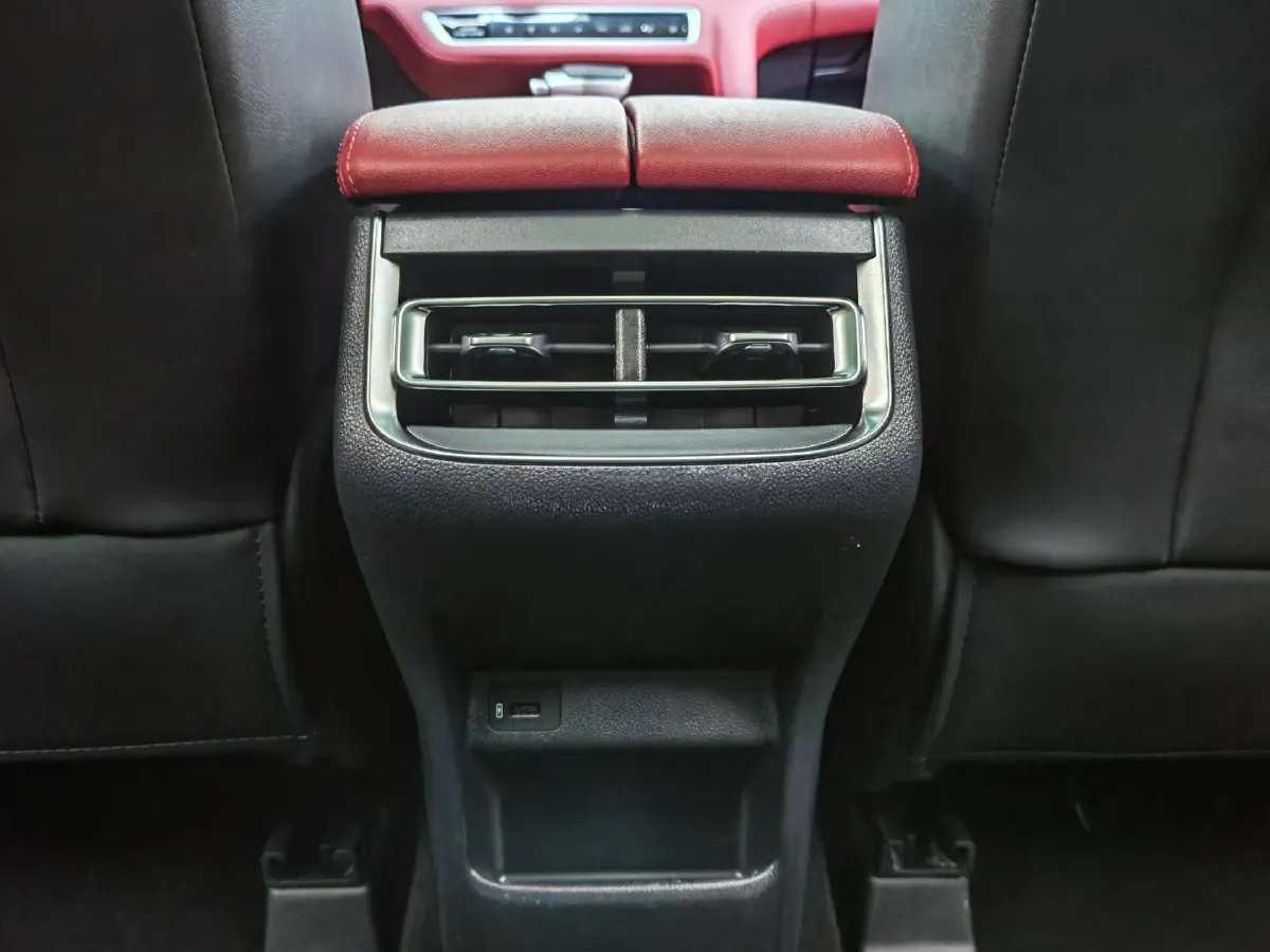 2020 ChangAn CS75 Plus 1.5T 178HP L4 6AT,autocango,china used car exporter,china ev exporter,chinese used car exporter,chinese used ev exporter