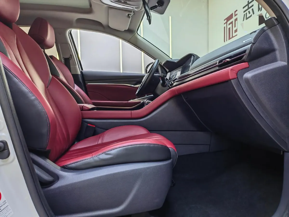 2020 ChangAn CS75 Plus 1.5T 178HP L4 6AT,autocango,china used car exporter,china ev exporter,chinese used car exporter,chinese used ev exporter