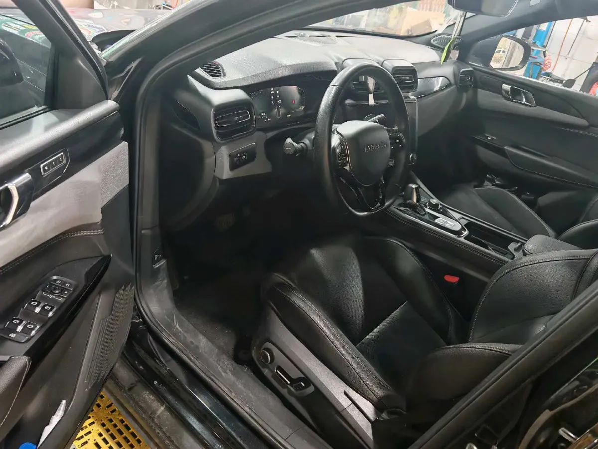 2021 LYNK&CO 03 2.0T 190HP L4 6AT,autocango,china used car exporter,china ev exporter,chinese used car exporter,chinese used ev exporter