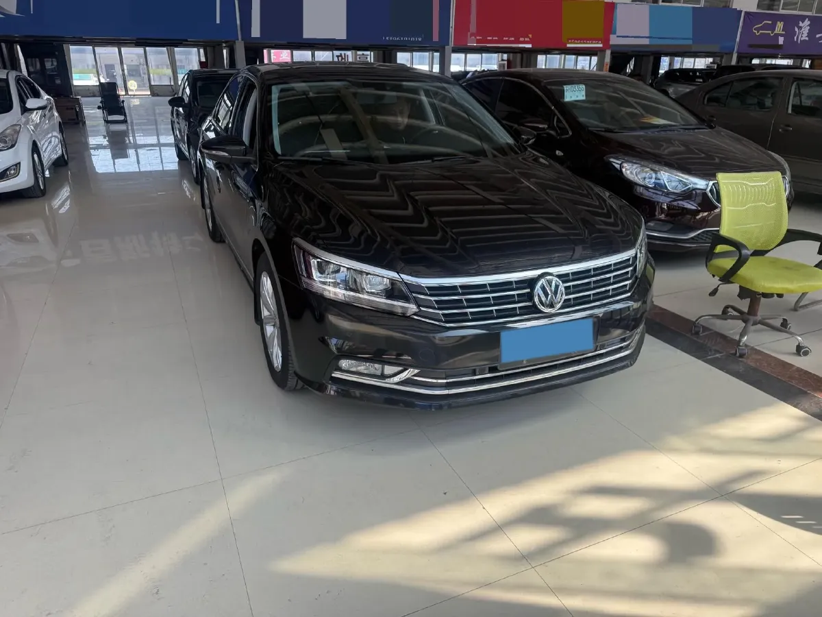 2017 Volkswagen Passat 1.8T 180HP L4 7DCT,autocango,china used car exporter,china ev exporter,chinese used car exporter,chinese used ev exporter