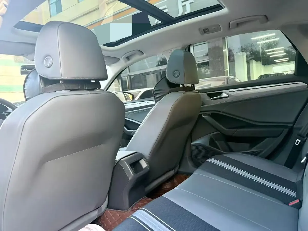 2023 Volkswagen Sagitar 1.2T 116HP L4 7DCT,autocango,china used car exporter,china ev exporter,chinese used car exporter,chinese used ev exporter