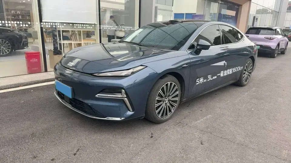 2025 Geely Galaxy Starshine 8 1.5T 163HP L4 3DHT PHEV 27.69KWH,autocango,china used car exporter,china ev exporter,chinese used car exporter,chinese used ev exporter