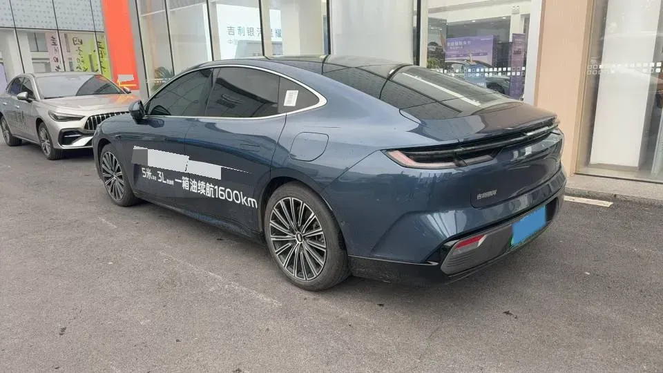 2025 Geely Galaxy Starshine 8 1.5T 163HP L4 3DHT PHEV 27.69KWH,autocango,china used car exporter,china ev exporter,chinese used car exporter,chinese used ev exporter