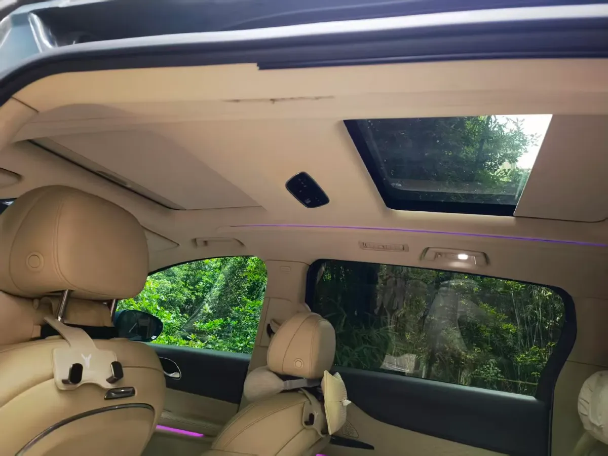 2022 Voyah Dream 1.5T 136HP L4 PHEV 25.57KWH,autocango,china used car exporter,china ev exporter,chinese used car exporter,chinese used ev exporter