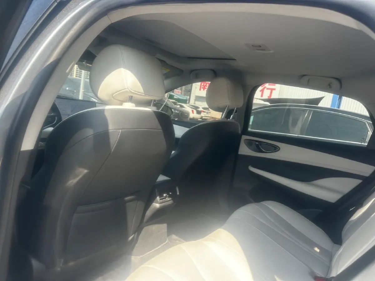 2025 BYD Seal05 DM-i 1.5L 101HP L4 E-CVT PHEV 15.87KWH,autocango,china used car exporter,china ev exporter,chinese used car exporter,chinese used ev exporter