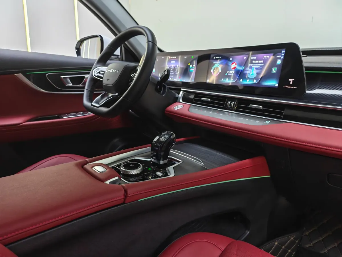 2023 Chery Tiggo 7 Plus 1.6T 197HP L4 7DCT,autocango,china used car exporter,china ev exporter,chinese used car exporter,chinese used ev exporter