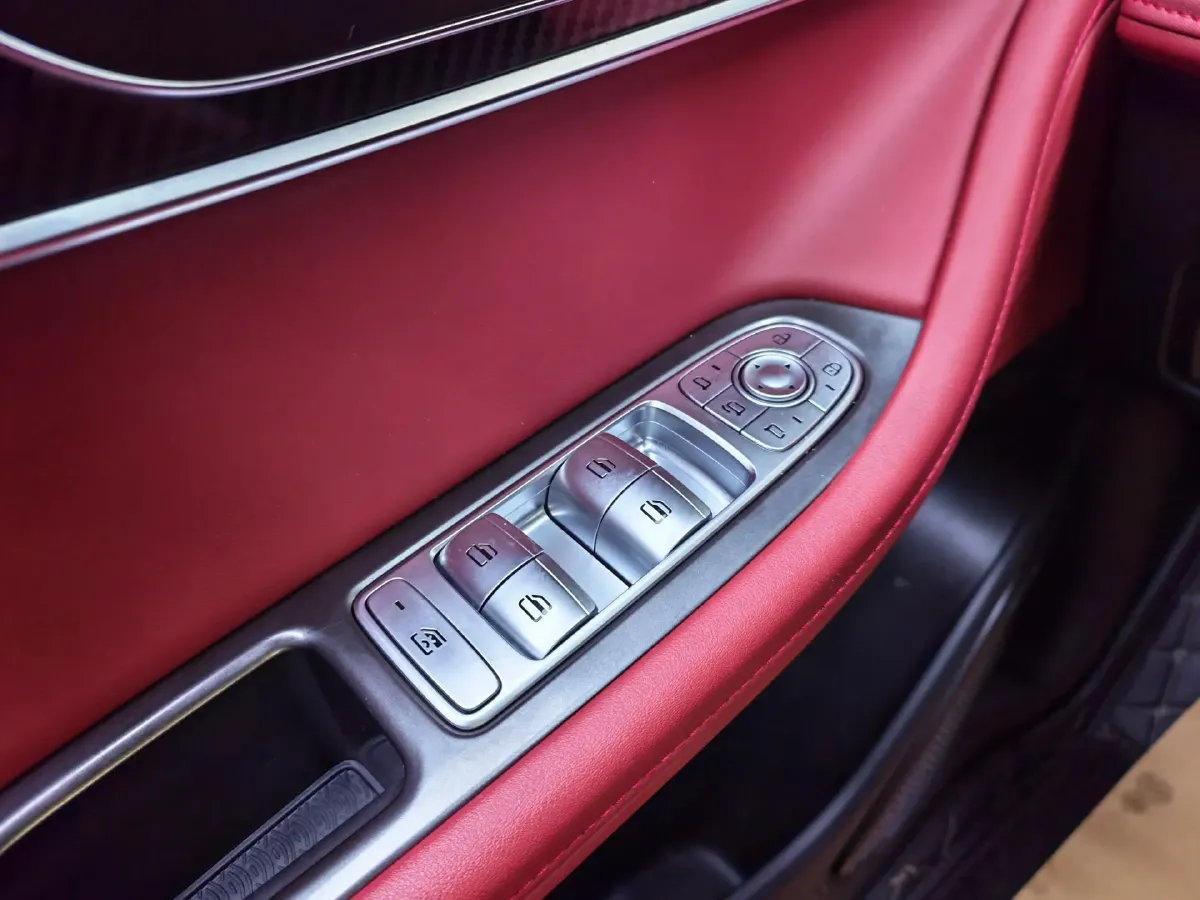 2023 Chery Tiggo 7 Plus 1.6T 197HP L4 7DCT,autocango,china used car exporter,china ev exporter,chinese used car exporter,chinese used ev exporter