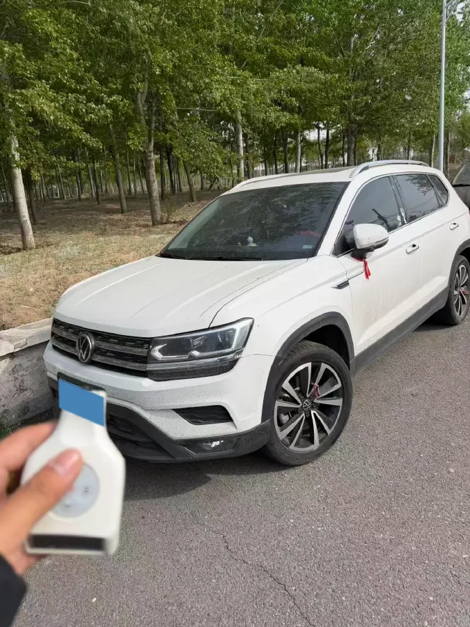 2021 Volkswagen Tharu 1.4T 150HP L4 7DCT,autocango,china used car exporter,china ev exporter,chinese used car exporter,chinese used ev exporter