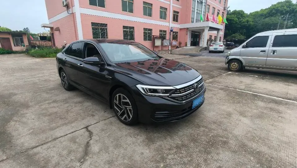 2022 Volkswagen Sagitar 1.2T 116HP L4 7DCT,autocango,china used car exporter,china ev exporter,chinese used car exporter,chinese used ev exporter