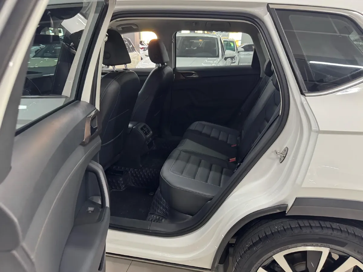 2021 Volkswagen Tharu 1.4T 150HP L4 7DCT,autocango,china used car exporter,china ev exporter,chinese used car exporter,chinese used ev exporter