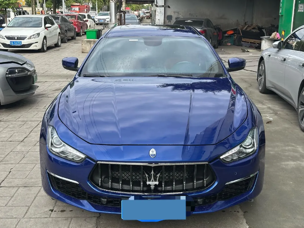 2022 Audi Q7 2.0T 245HP L4 8AT,autocango,china used car exporter,china ev exporter,chinese used car exporter,chinese used ev exporter