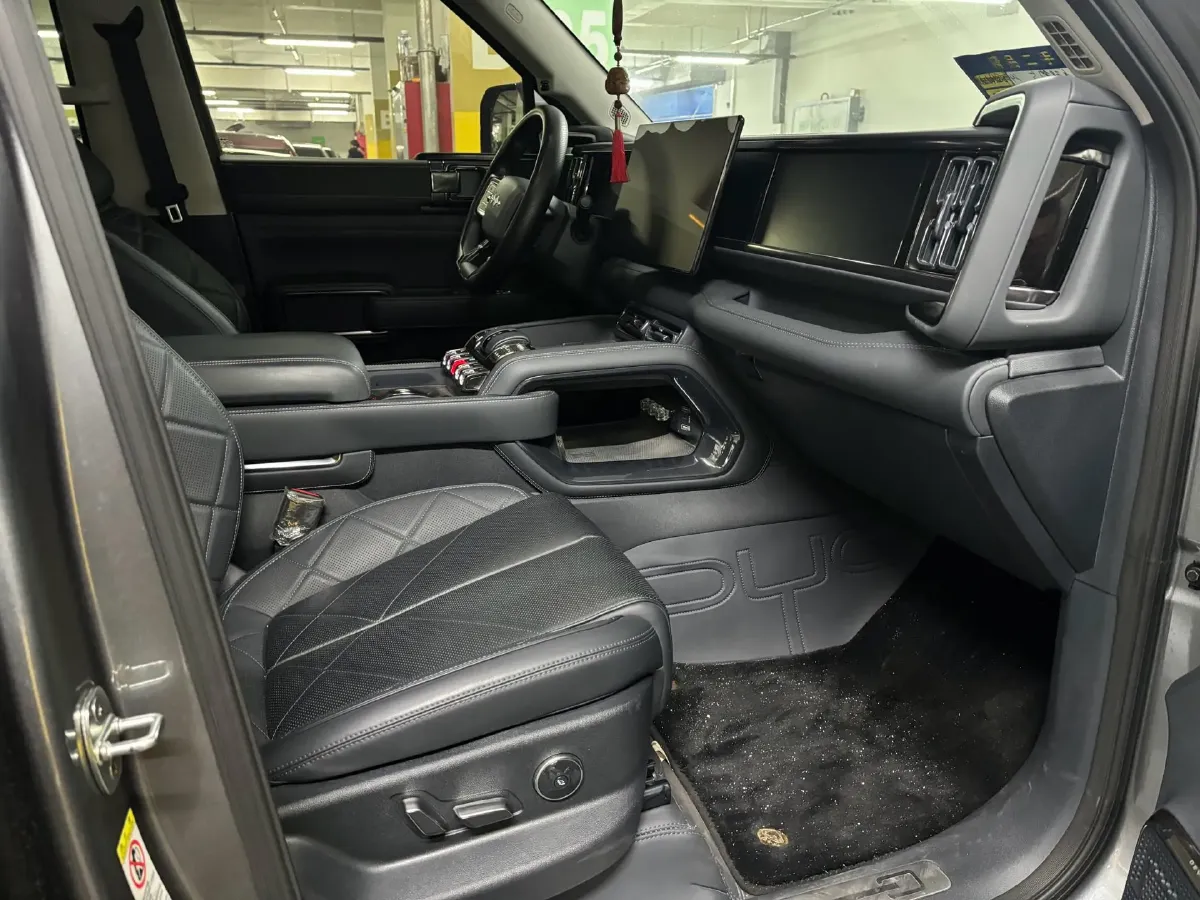 2024 Jaguar XEL 2.0T 250HP L4 8AT,autocango,china used car exporter,china ev exporter,chinese used car exporter,chinese used ev exporter