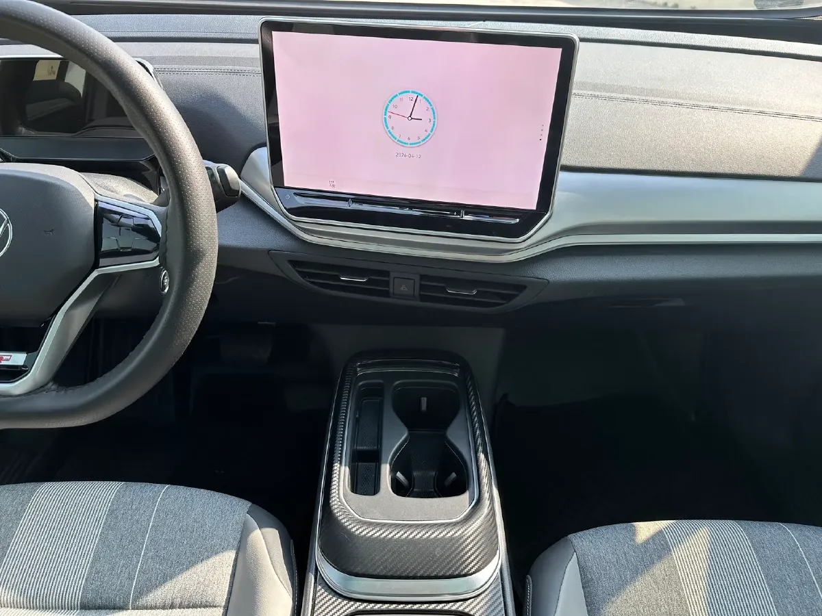 2025 Skoda Superb 2.0T 186HP L4 7DCT,autocango,china used car exporter,china ev exporter,chinese used car exporter,chinese used ev exporter