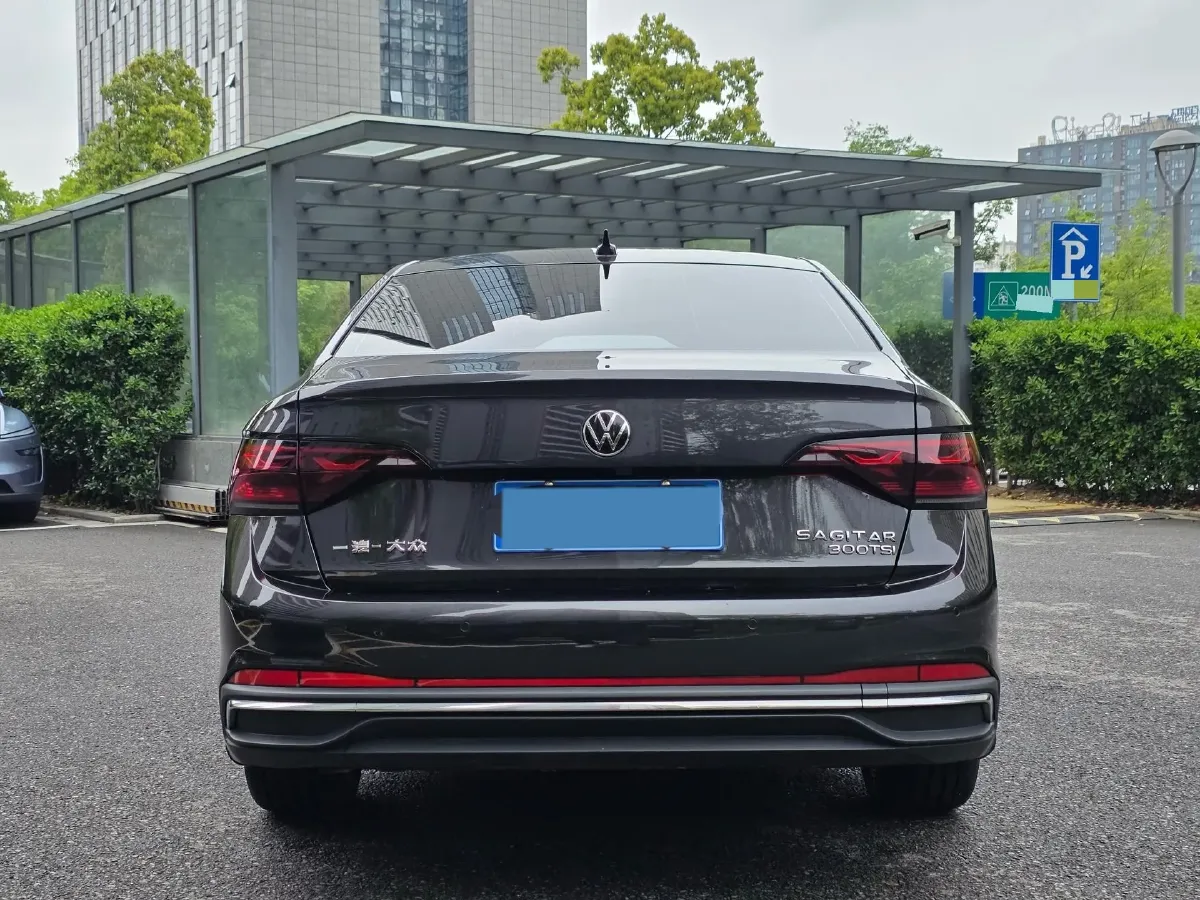 2025 Volkswagen Sagitar 1.5T 160HP L4 7DCT,autocango,china used car exporter,china ev exporter,chinese used car exporter,chinese used ev exporter