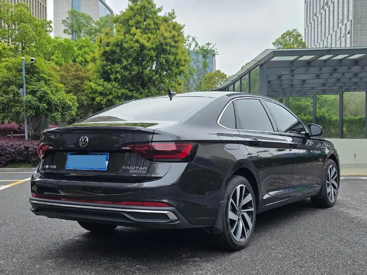 2025 Volkswagen Sagitar 1.5T 160HP L4 7DCT,autocango,china used car exporter,china ev exporter,chinese used car exporter,chinese used ev exporter