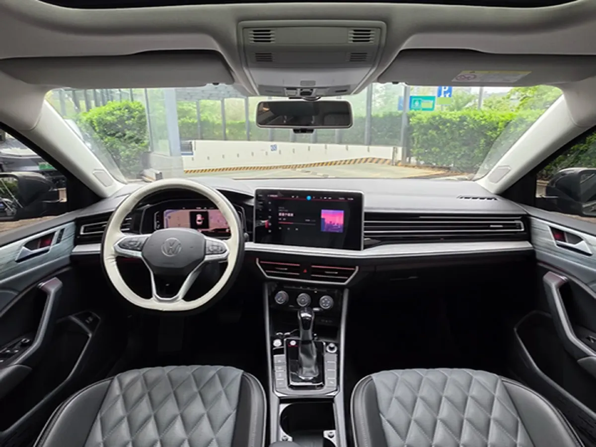 2025 Volkswagen Sagitar 1.5T 160HP L4 7DCT,autocango,china used car exporter,china ev exporter,chinese used car exporter,chinese used ev exporter