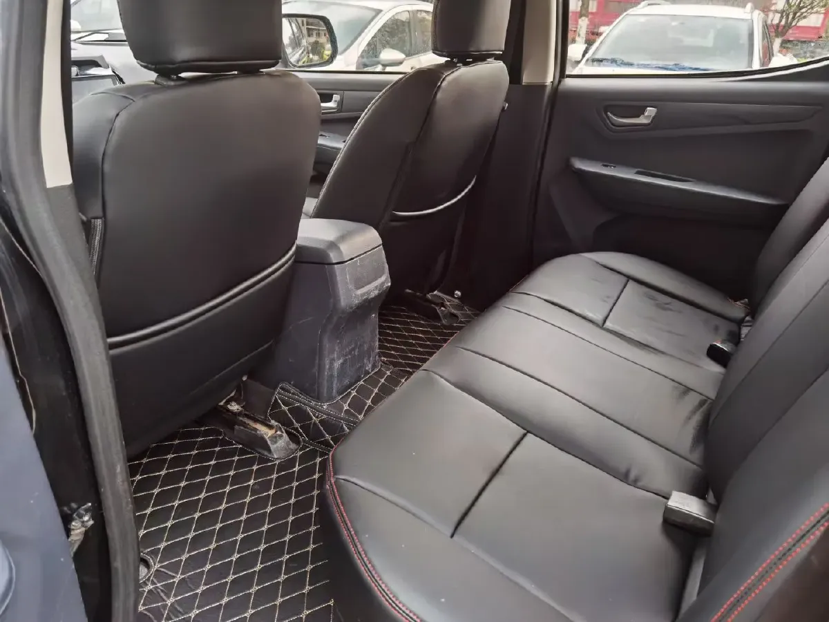 2018 Isuzu RE-MAX Jim 2.8T 116HP L4 5MT,autocango,china used car exporter,china ev exporter,chinese used car exporter,chinese used ev exporter