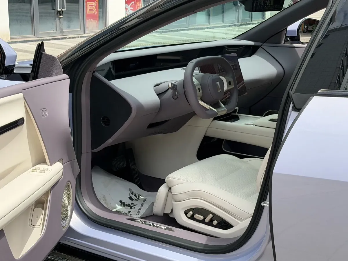 2025 Avatr 06 REEV 156HP REEV,autocango,china used car exporter,china ev exporter,chinese used car exporter,chinese used ev exporter