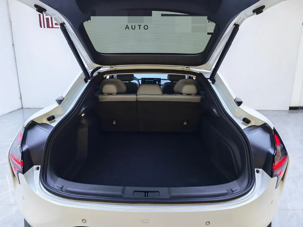 2025 Xpeng MONA M03 BEV,autocango,china used car exporter,china ev exporter,chinese used car exporter,chinese used ev exporter