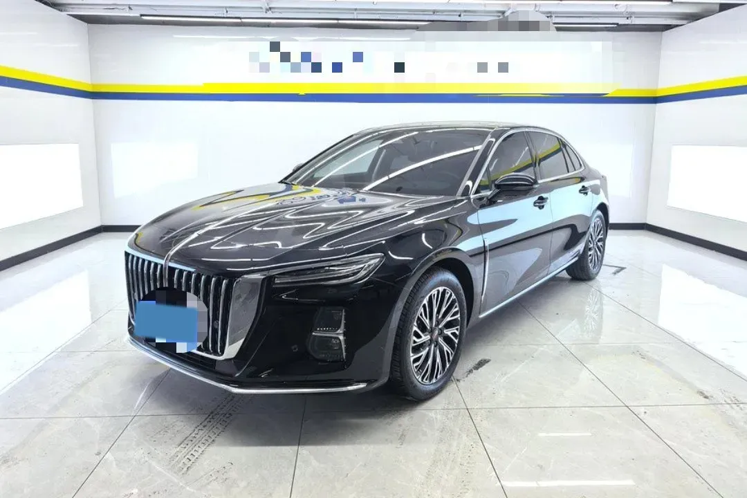 2024 HongQi H5 2.0T 224HP L4 8AT,autocango,china used car exporter,china ev exporter,chinese used car exporter,chinese used ev exporter