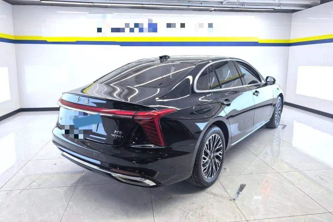 2024 HongQi H5 2.0T 224HP L4 8AT,autocango,china used car exporter,china ev exporter,chinese used car exporter,chinese used ev exporter