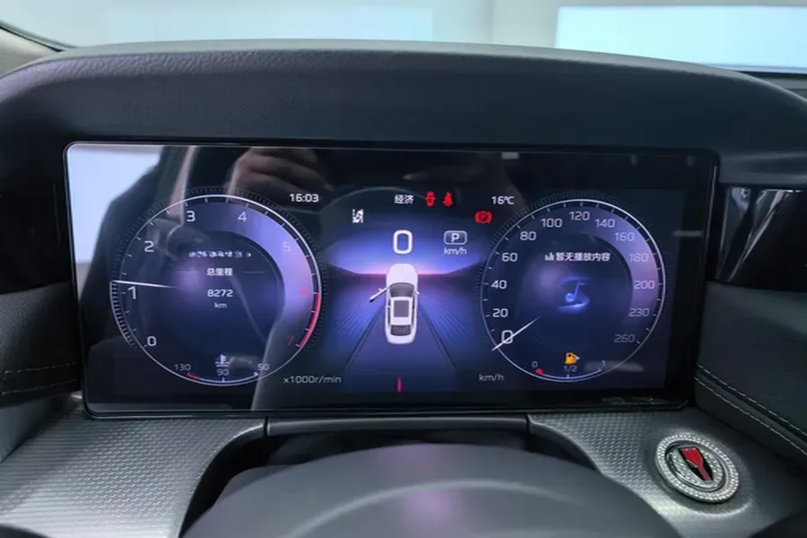 2024 HongQi H5 2.0T 224HP L4 8AT,autocango,china used car exporter,china ev exporter,chinese used car exporter,chinese used ev exporter