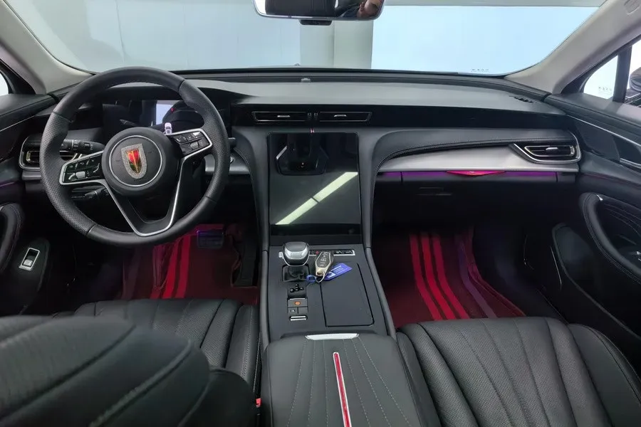 2024 HongQi H5 2.0T 224HP L4 8AT,autocango,china used car exporter,china ev exporter,chinese used car exporter,chinese used ev exporter