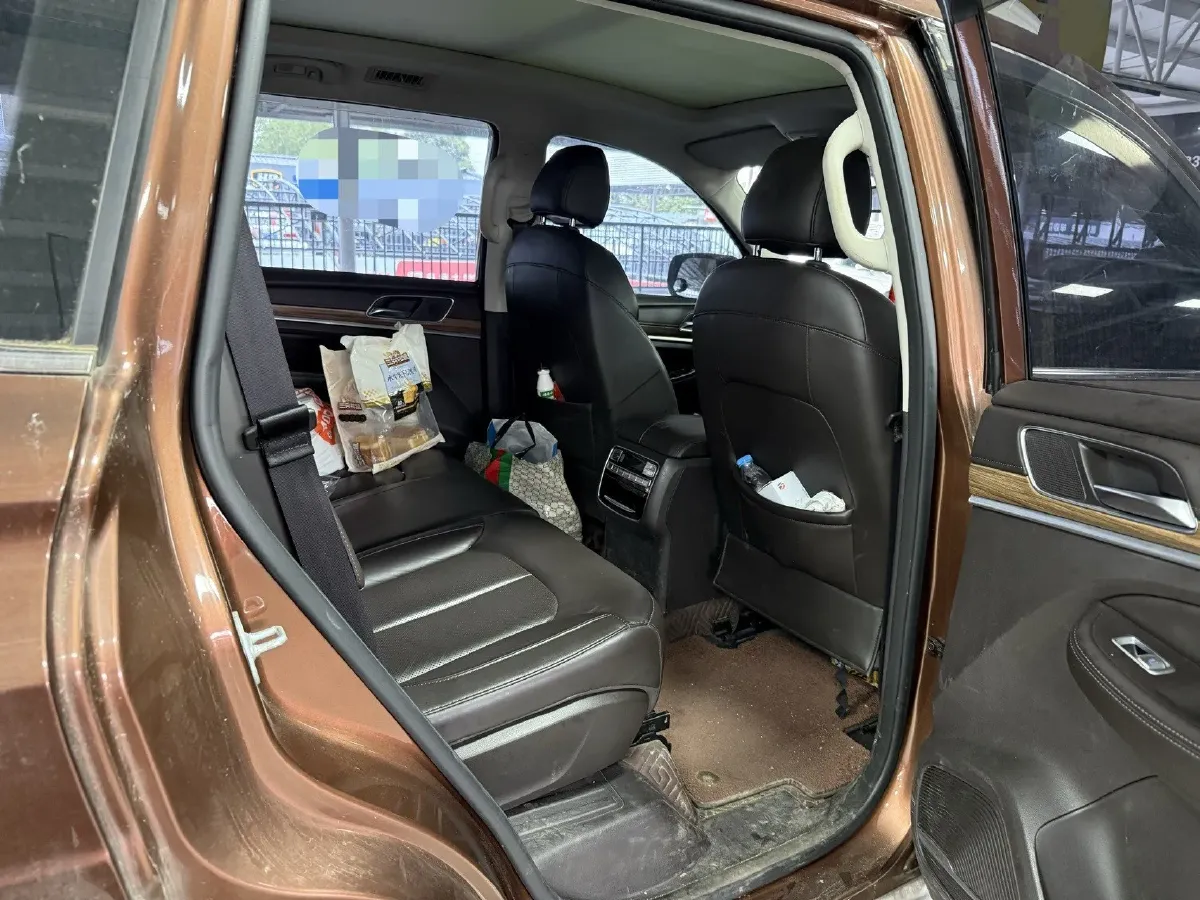 2019 Roewe RX8 2.0T 222HP L4 6AT,autocango,china used car exporter,china ev exporter,chinese used car exporter,chinese used ev exporter