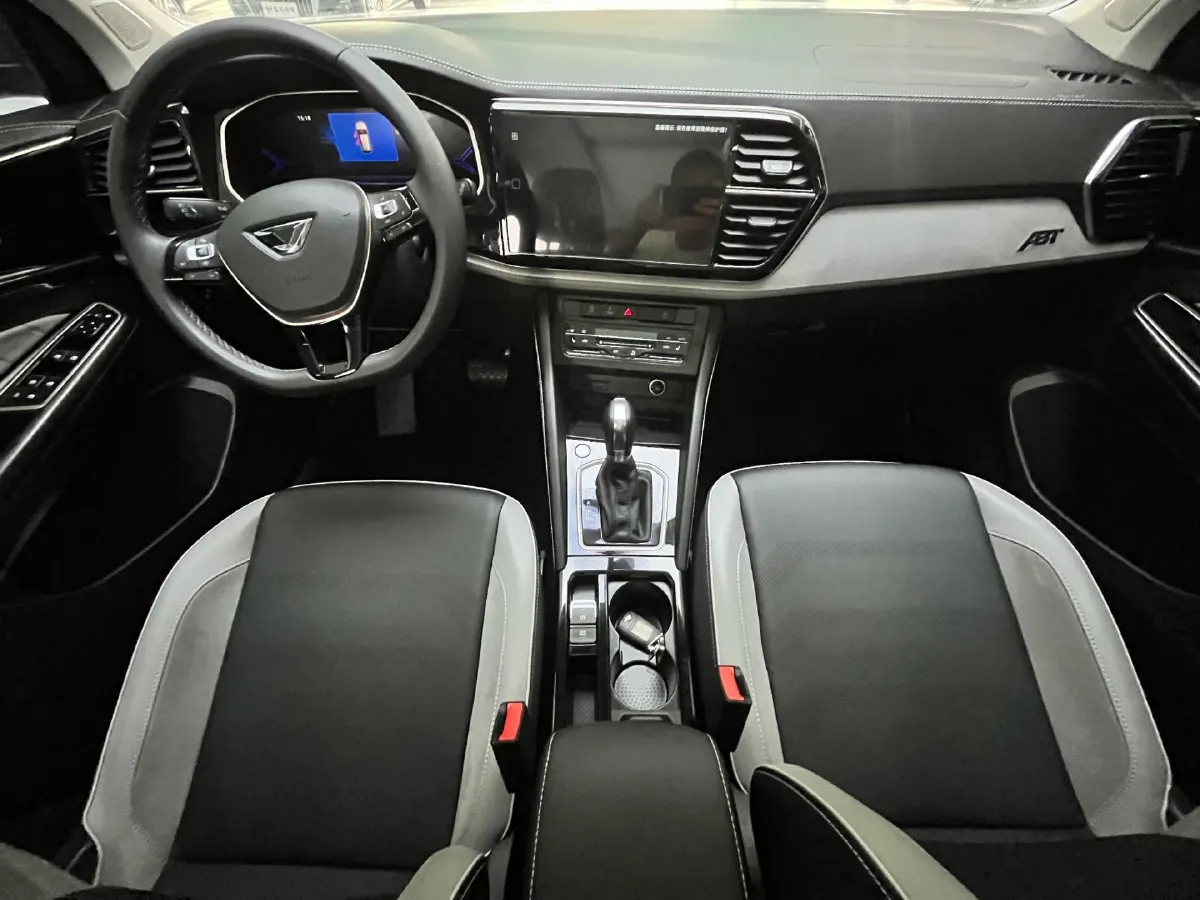 2023 Jetta VS7 1.4T 150HP L4 6AT,autocango,china used car exporter,china ev exporter,chinese used car exporter,chinese used ev exporter