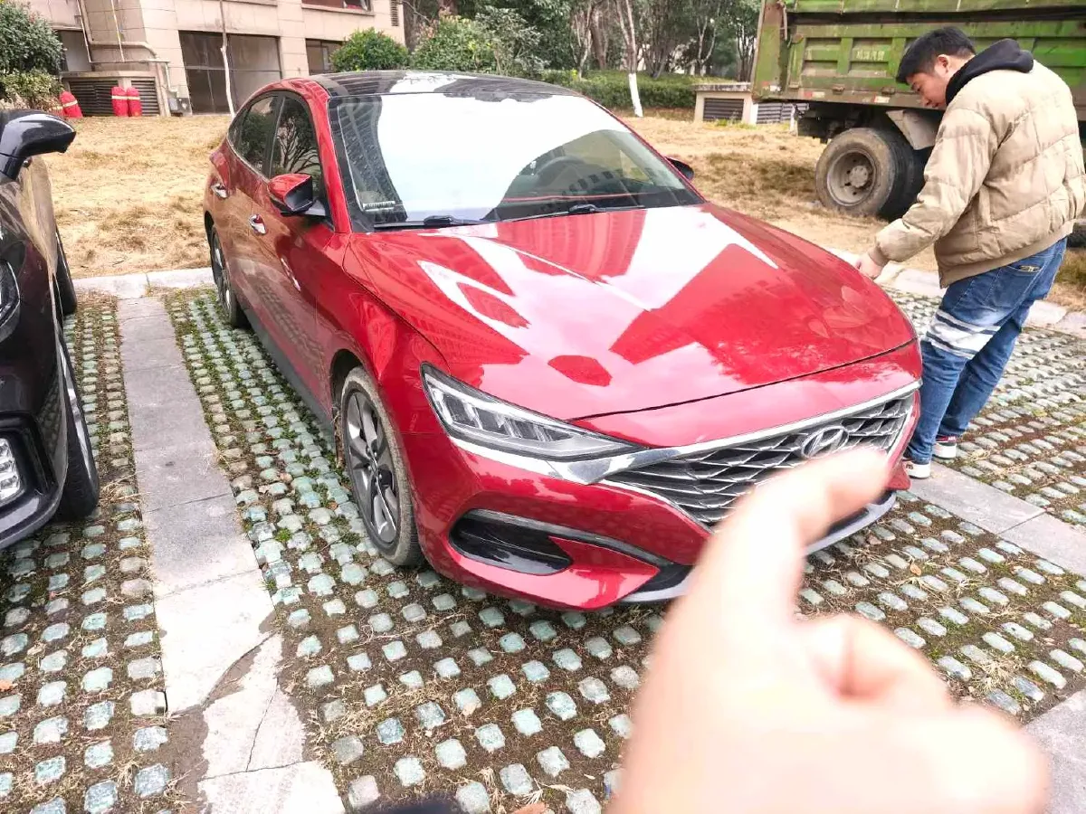 2019 Hyundai La Festa 1.6T 190HP L4 7DCT,autocango,china used car exporter,china ev exporter,chinese used car exporter,chinese used ev exporter