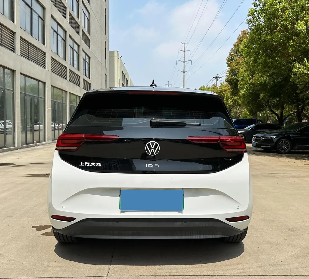 2025 Volkswagen ID.3 BEV 52.8KWH,autocango,china used car exporter,china ev exporter,chinese used car exporter,chinese used ev exporter