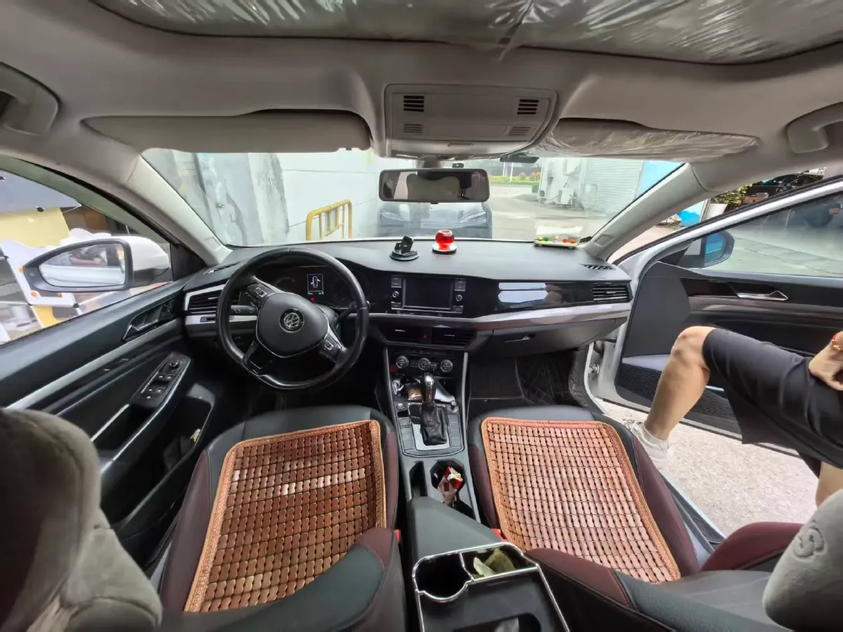 2019 MAXUS T70 2.0T 163HP L4 6AT,autocango,china used car exporter,china ev exporter,chinese used car exporter,chinese used ev exporter