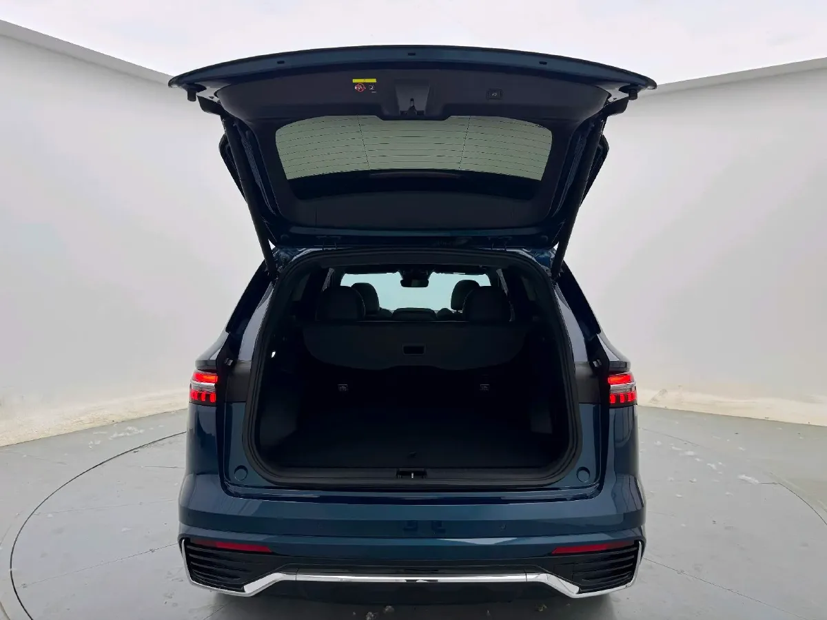 2021 Geely Monjaro 2.0T 238HP L4 8AT,autocango,china used car exporter,china ev exporter,chinese used car exporter,chinese used ev exporter