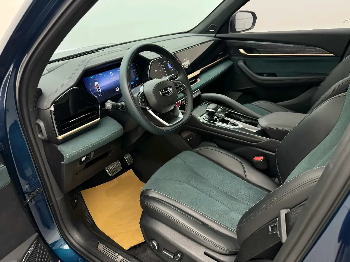 2021 Geely Monjaro 2.0T 238HP L4 8AT,autocango,china used car exporter,china ev exporter,chinese used car exporter,chinese used ev exporter