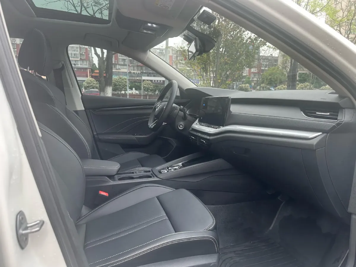 2021 Skoda Octavia 1.4T 150HP L4 7DCT,autocango,china used car exporter,china ev exporter,chinese used car exporter,chinese used ev exporter