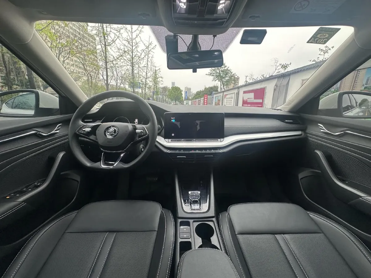 2021 Skoda Octavia 1.4T 150HP L4 7DCT,autocango,china used car exporter,china ev exporter,chinese used car exporter,chinese used ev exporter