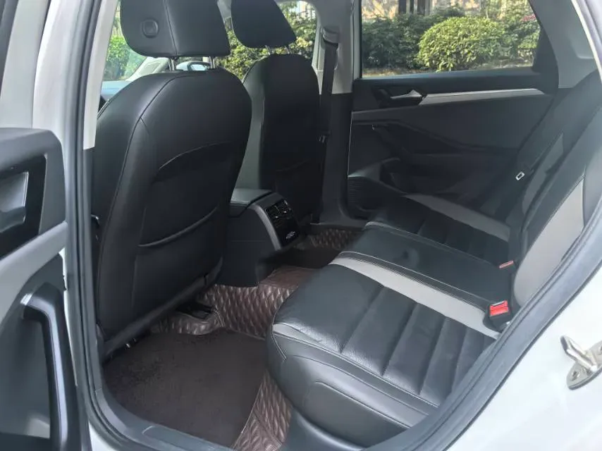 2021 Volkswagen Sagitar 1.4T 150HP L4 7DCT,autocango,china used car exporter,china ev exporter,chinese used car exporter,chinese used ev exporter