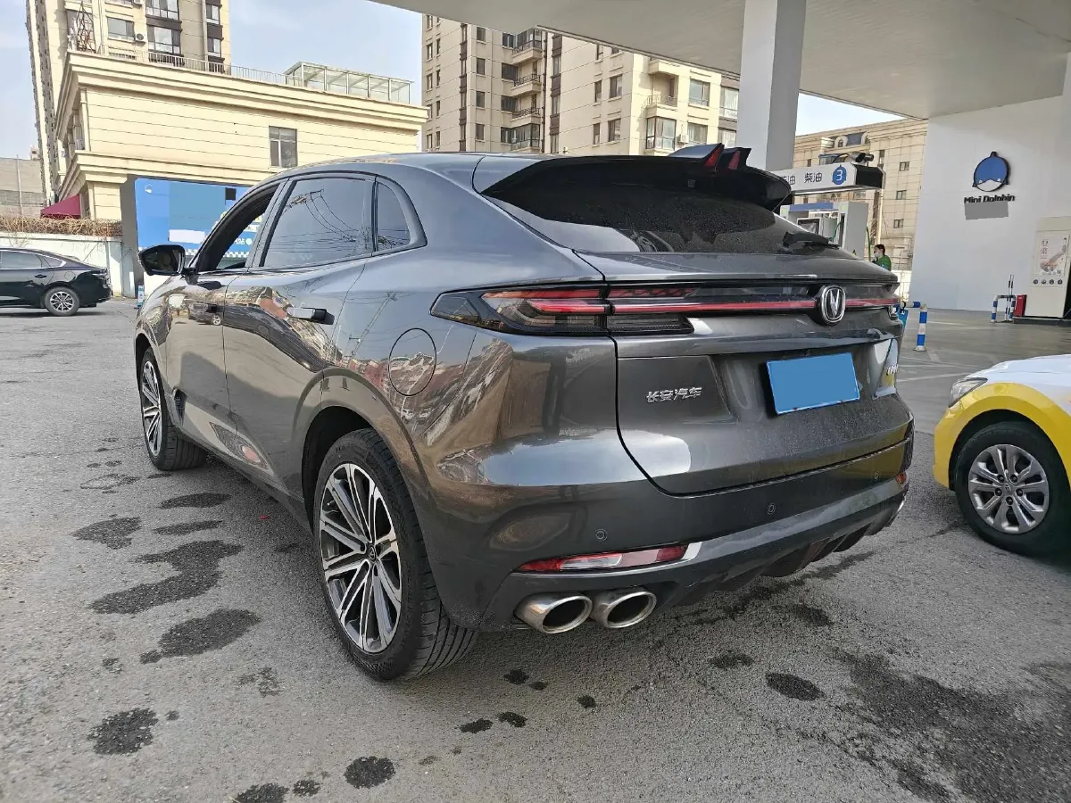 2021 ChangAn UNI-K 2.0T 233HP L4 8AT,autocango,china used car exporter,china ev exporter,chinese used car exporter,chinese used ev exporter