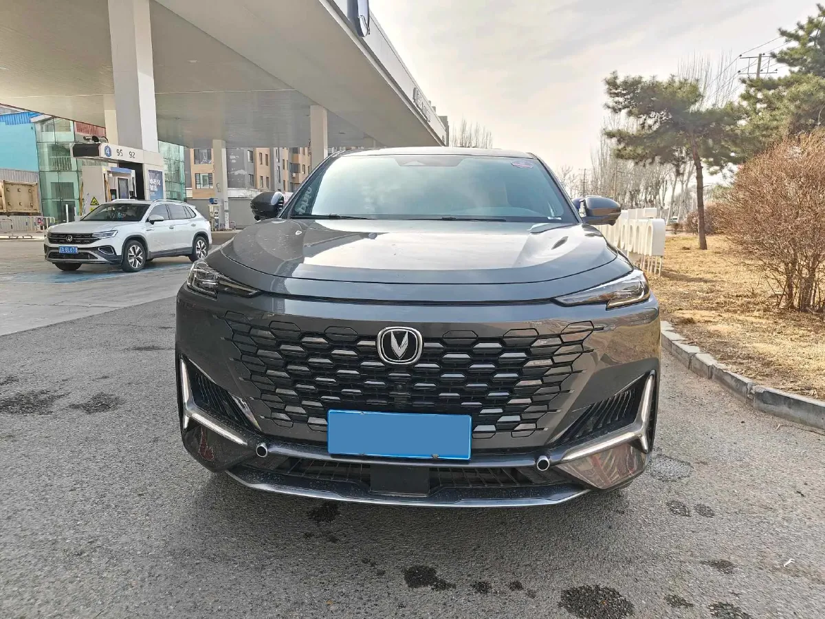 2021 ChangAn UNI-K 2.0T 233HP L4 8AT,autocango,china used car exporter,china ev exporter,chinese used car exporter,chinese used ev exporter