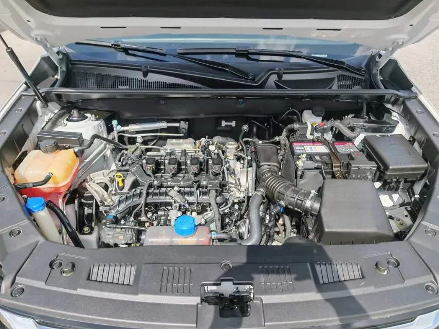 2022 ChangAn CS75 1.5T 180HP L4 7DCT,autocango,china used car exporter,china ev exporter,chinese used car exporter,chinese used ev exporter