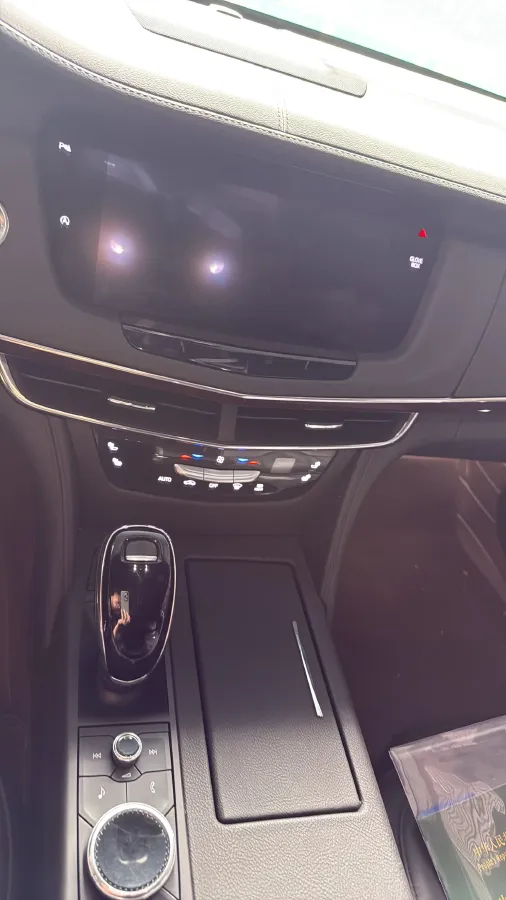 2021 Cadillac CT6 2.0T 237HP L4 10AT,autocango,china used car exporter,china ev exporter,chinese used car exporter,chinese used ev exporter