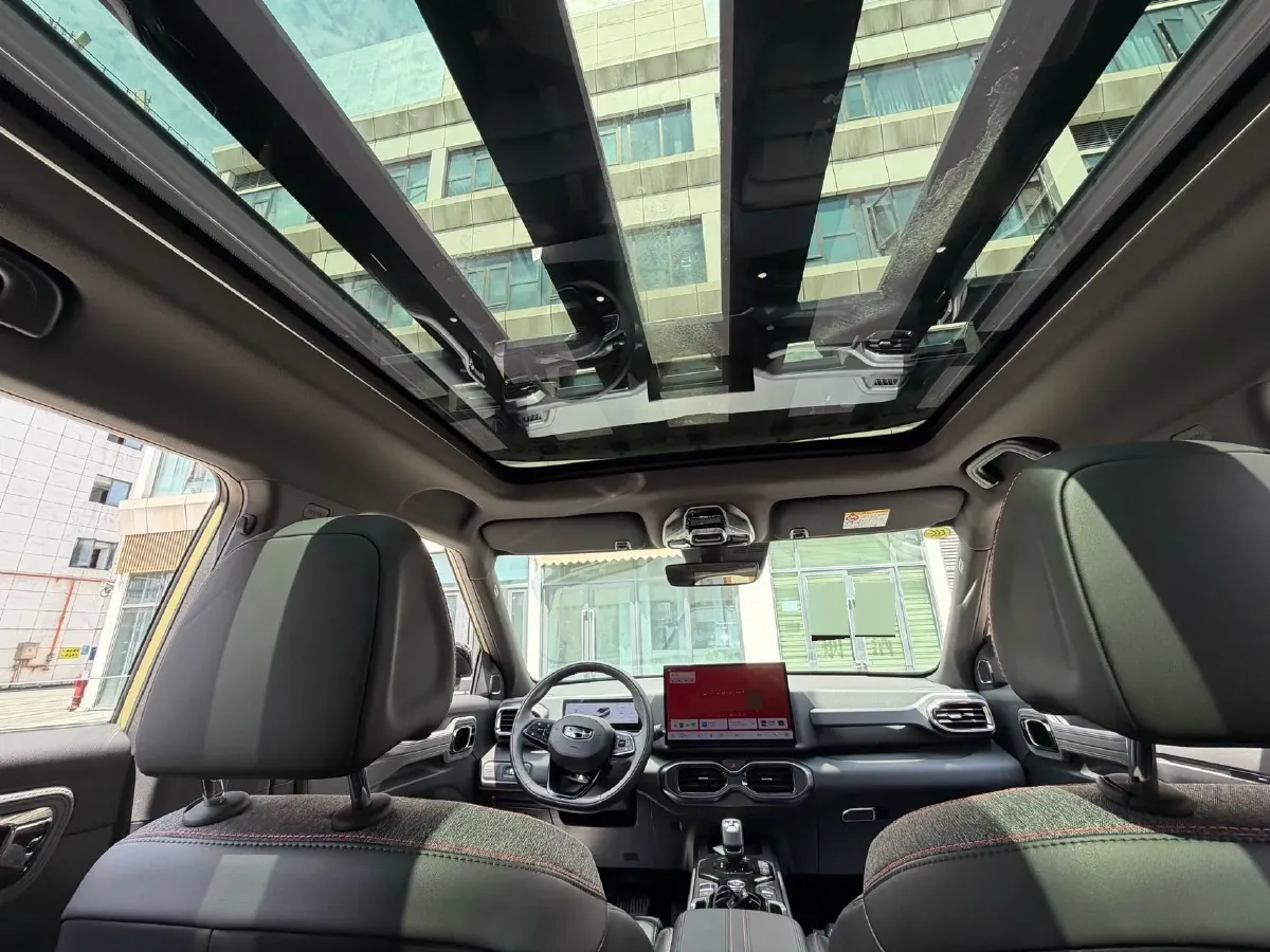 2025 Geely Cowboy 1.5T 181HP L4 7DCT,autocango,china used car exporter,china ev exporter,chinese used car exporter,chinese used ev exporter