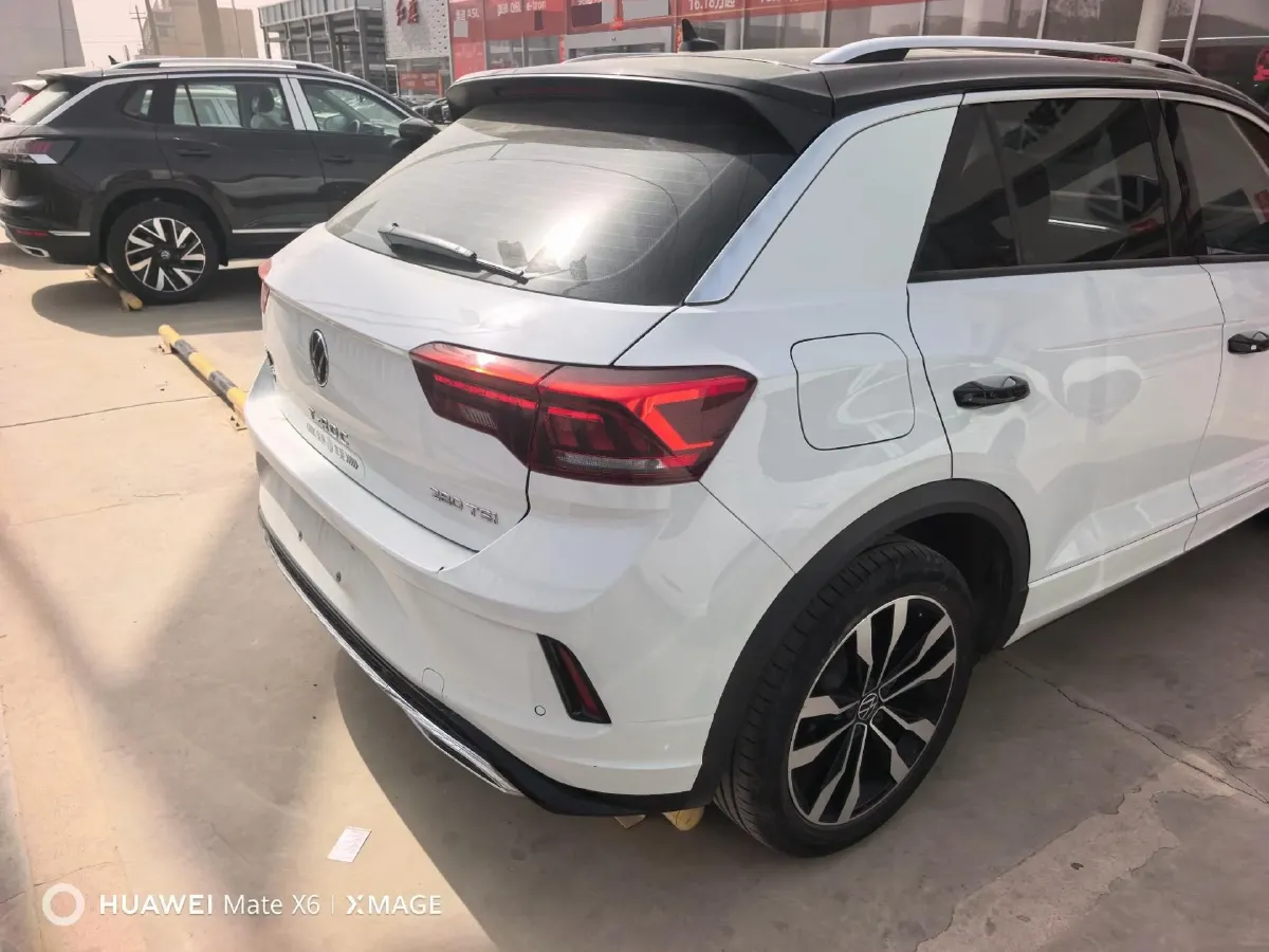 2021 Volkswagen T-Roc 1.4T 150HP L4 7DCT,autocango,china used car exporter,china ev exporter,chinese used car exporter,chinese used ev exporter