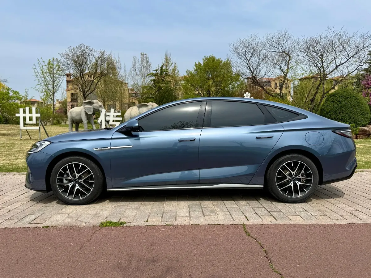 2025 BYD Seal07 DM-i 1.5L 101HP L4 E-CVT PHEV 17.6KWH,autocango,china used car exporter,china ev exporter,chinese used car exporter,chinese used ev exporter