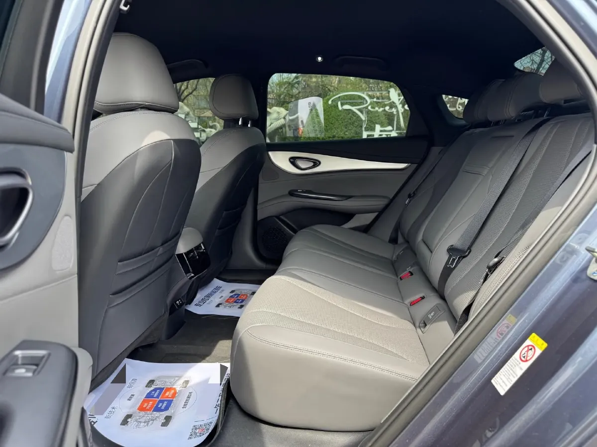 2025 BYD Seal07 DM-i 1.5L 101HP L4 E-CVT PHEV 17.6KWH,autocango,china used car exporter,china ev exporter,chinese used car exporter,chinese used ev exporter