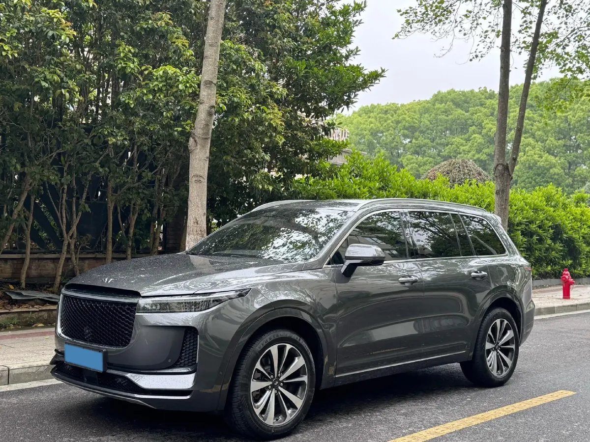 2020 Li ONE Range Extended 131HP REEV 40.5KWH,autocango,china used car exporter,china ev exporter,chinese used car exporter,chinese used ev exporter