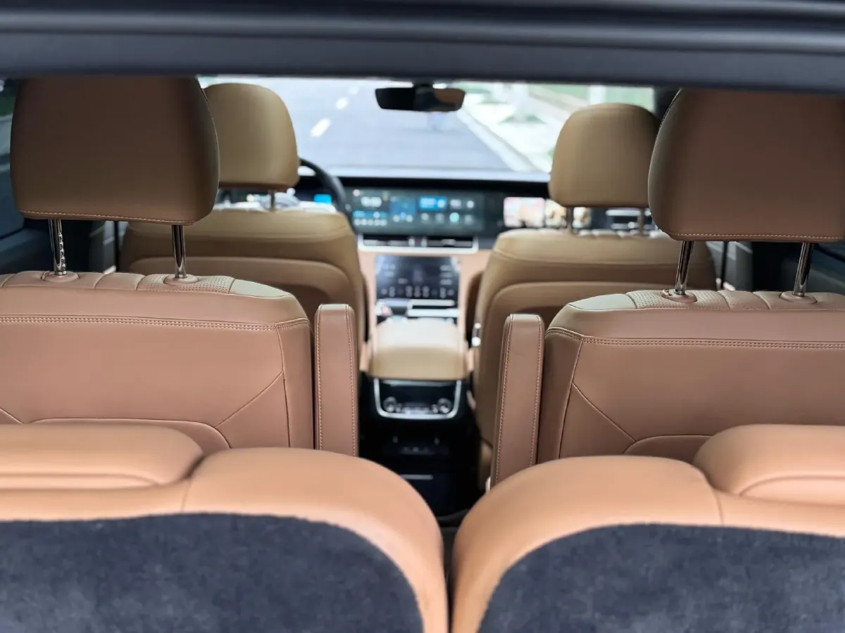 2020 Li ONE Range Extended 131HP REEV 40.5KWH,autocango,china used car exporter,china ev exporter,chinese used car exporter,chinese used ev exporter