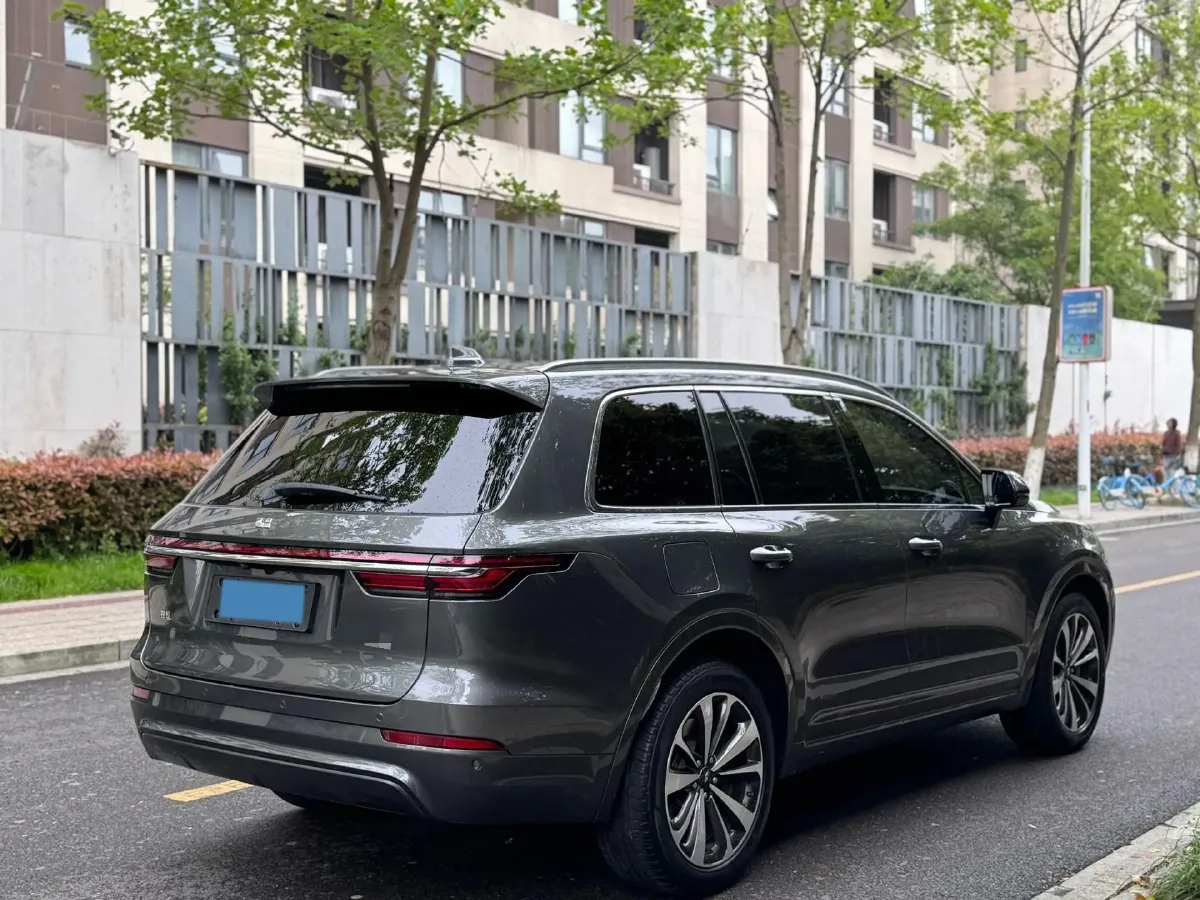 2020 Li ONE Range Extended 131HP REEV 40.5KWH,autocango,china used car exporter,china ev exporter,chinese used car exporter,chinese used ev exporter