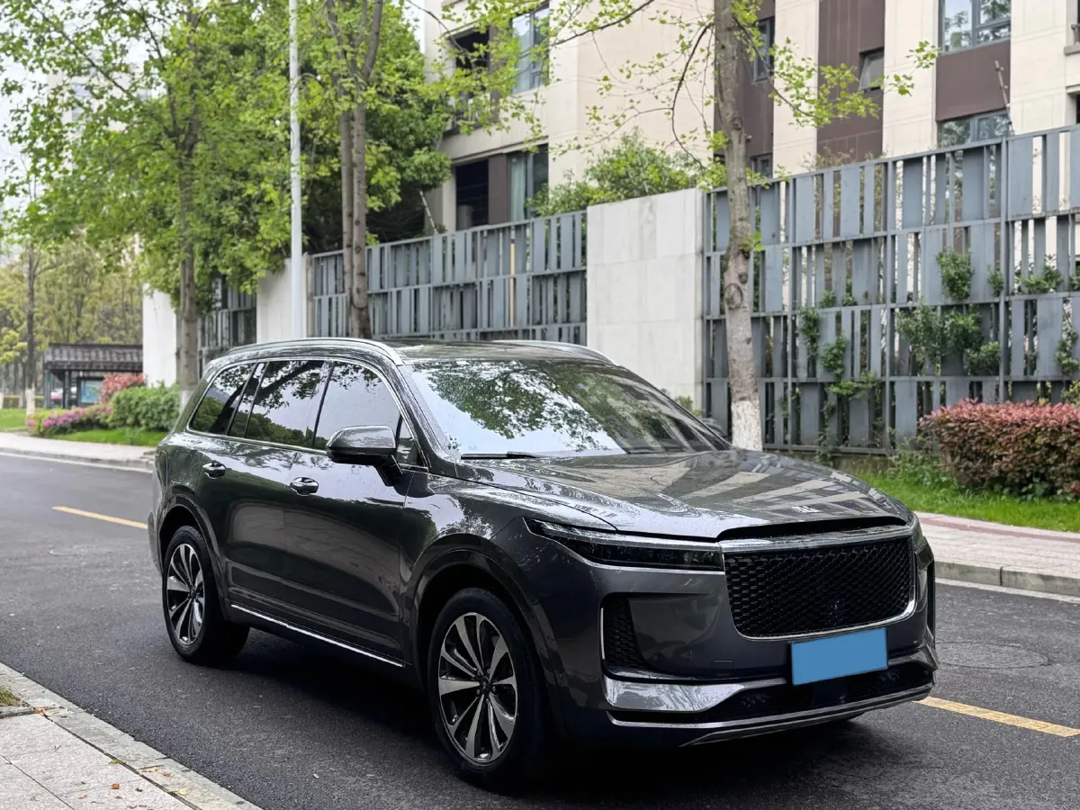 2020 Li ONE Range Extended 131HP REEV 40.5KWH,autocango,china used car exporter,china ev exporter,chinese used car exporter,chinese used ev exporter