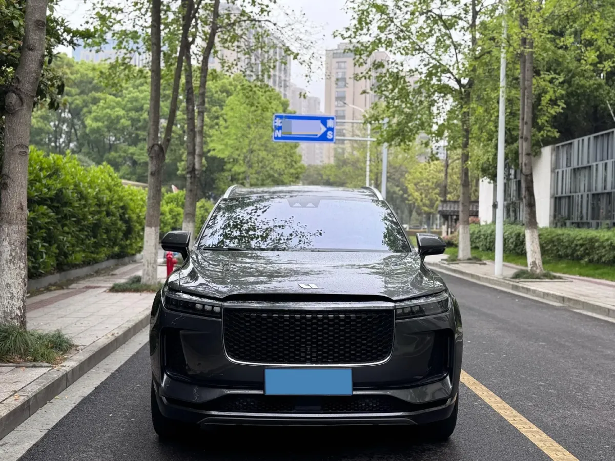 2020 Li ONE Range Extended 131HP REEV 40.5KWH,autocango,china used car exporter,china ev exporter,chinese used car exporter,chinese used ev exporter
